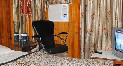 Hotel Jandyal Room Type - Double Bed A/C Hotel Jandyal Room Type - Double Bed A/C