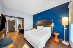 Tru by Hilton Plano East North Hwy 75