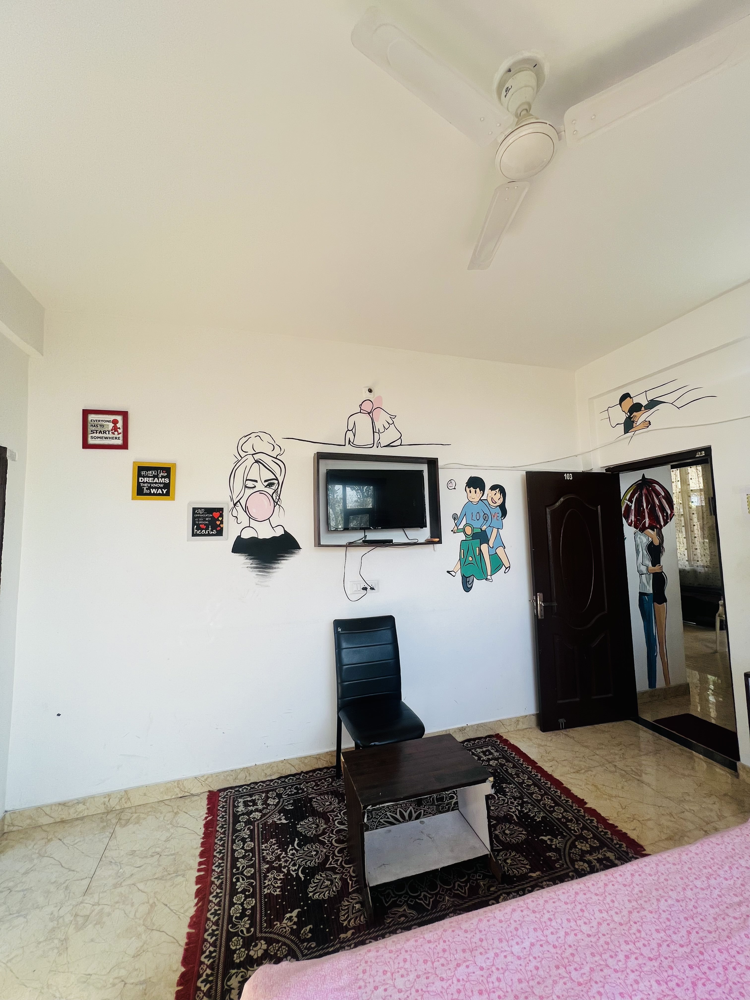 Park Homestay - Tap to explore photos