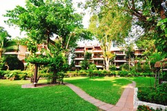 Birds and Bees Resort Pattaya