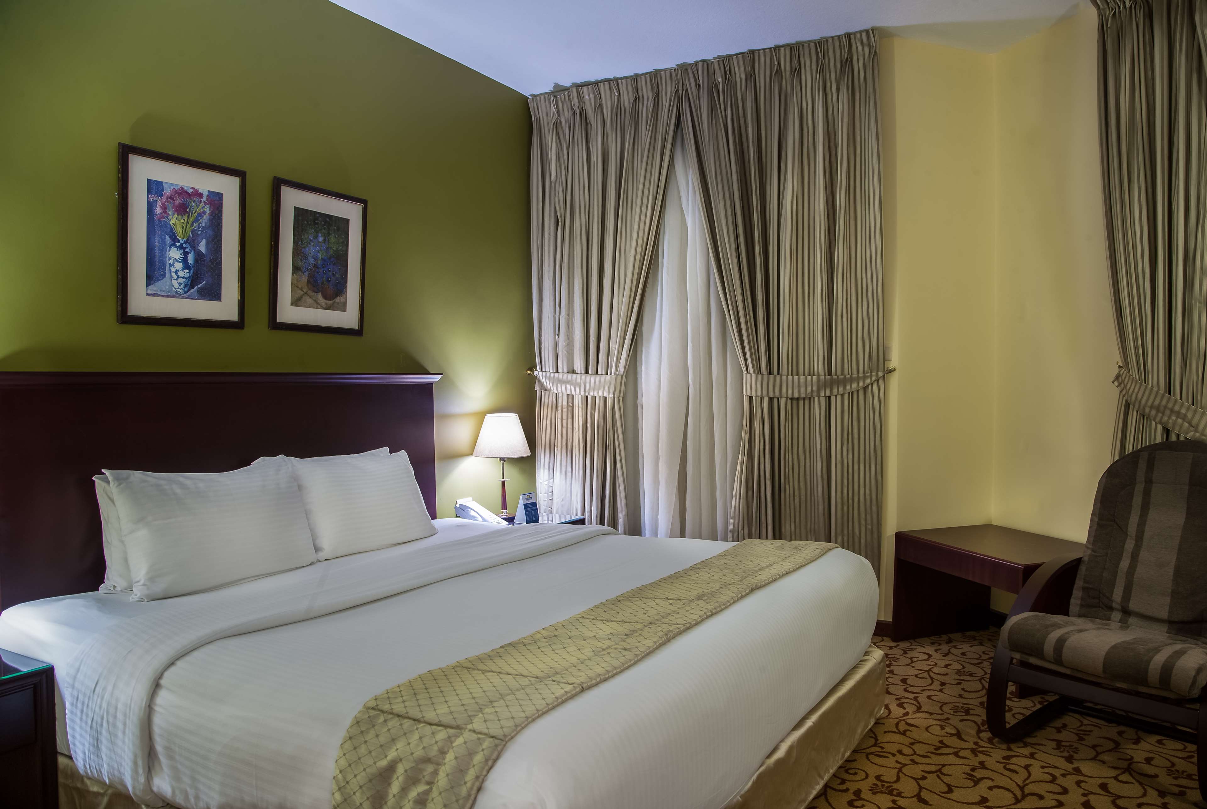 Days Inn by Wyndham Hotel Suites Amman - Tap to explore photos