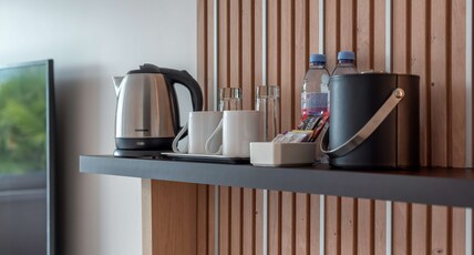 DoubleTree by Hilton Paris Bougival Room Type - KING DELUXE RM W SOFA BED