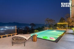 StayVista at Premium Rooms @ Evara Farms