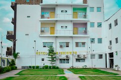 Hotel Devrani Dwar