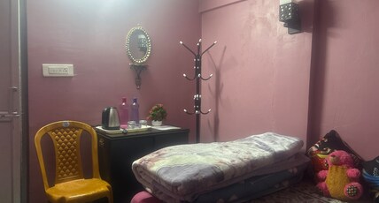 ROHINI HOMESTAY Room Type - Room1- Standard Room ( Ground floor)