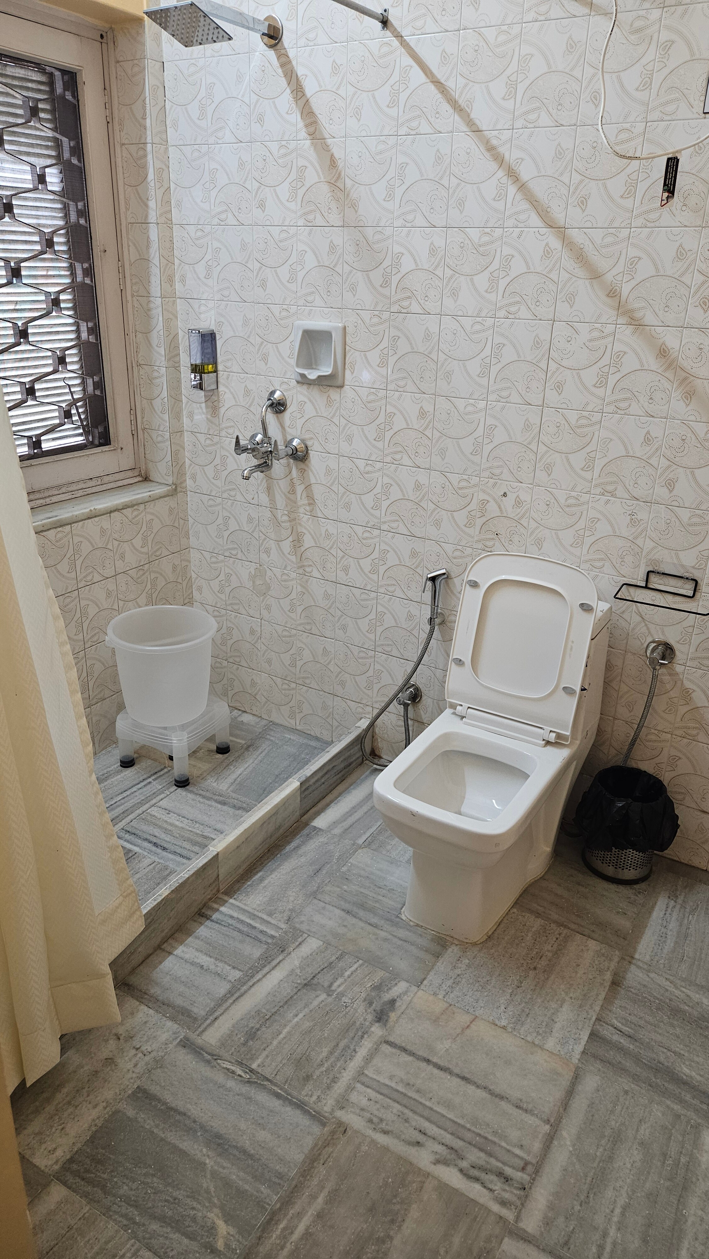 Gullu Kuku Homestay - Tap to explore photos