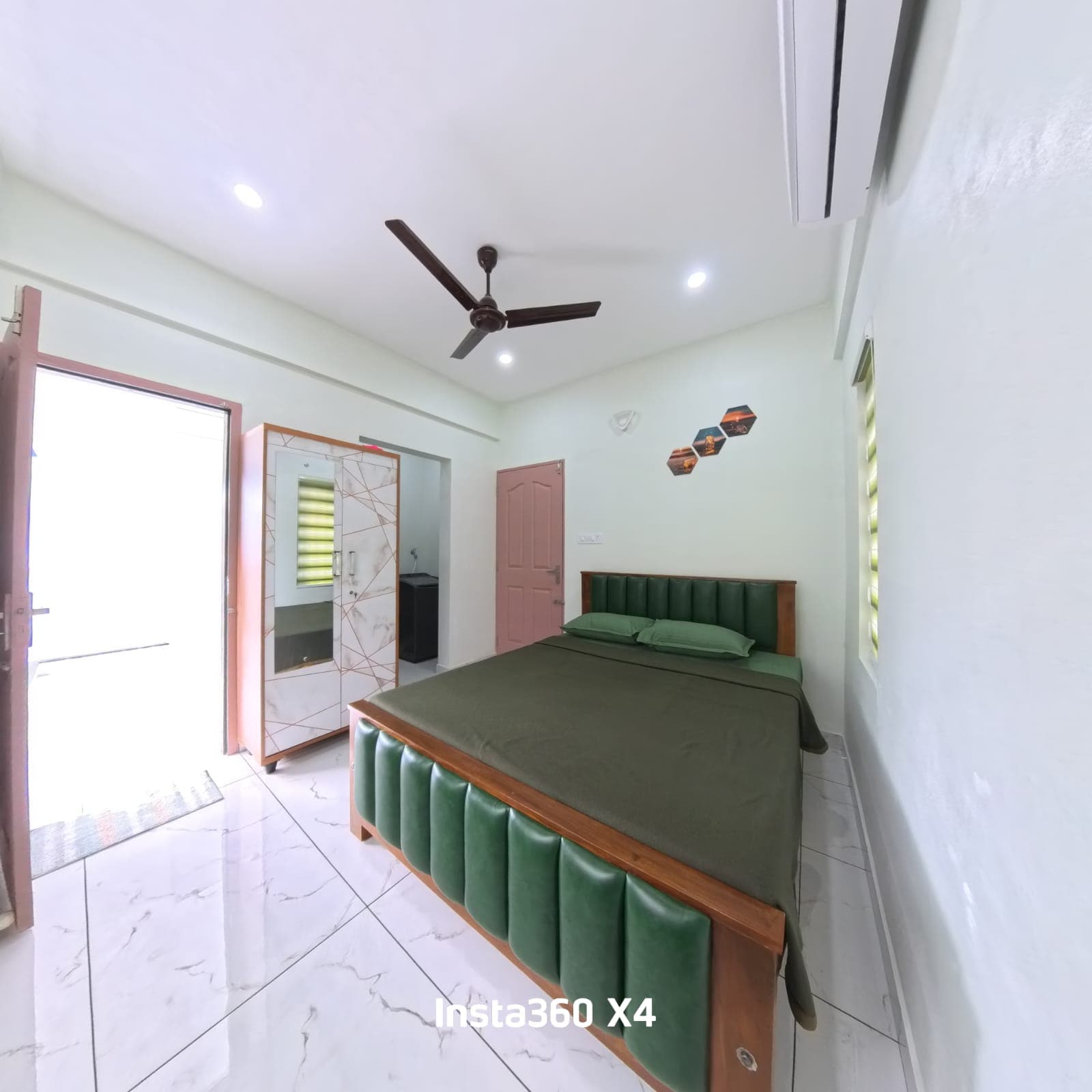 Philips Signature One Bedroom Apartment - Tap to explore photos