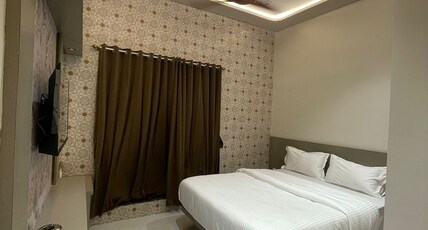 JP Garden & Lawn Room Type - Deluxe Room