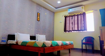 Hotel Green City Guest House Room Type - Deluxe Double Room