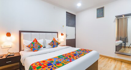 FabHotel Shyam Inn Room Type - Deluxe Room