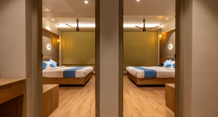 Hotel Mintflower Room Type - KING   AC