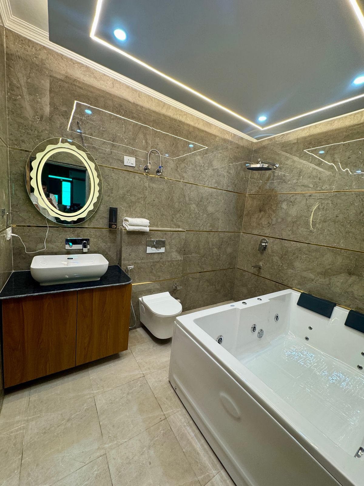 Hotel Classic Crowne Near Yashobhoomi Centre Dwarka - Tap to explore photos