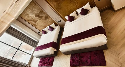 Red Carpet Trot Hotels Room Type - EXECUTIVE ROOM