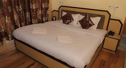 Hote Sita Inn Room Type - Deluxe Double Room 
