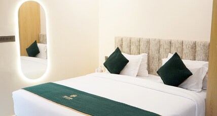 Hotel Rama Continental unit 2 Room Type - Deluxe Room