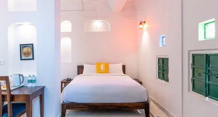 Bloom Boutique - Chelon Haveli, Jaipur Room Type - Heritage Queen