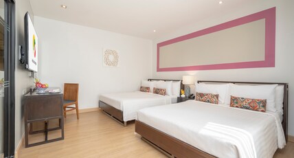 Hotel De Bangkok Room Type - Deluxe Family Quad