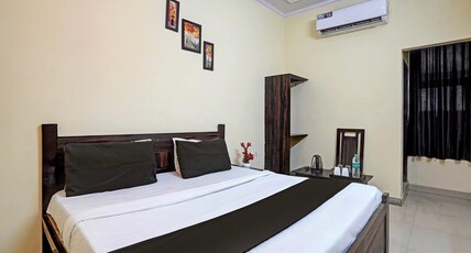 AK VILAS - Best Budgeted Hotel Of Jaipur Room Type - DELUXE AC ROOM