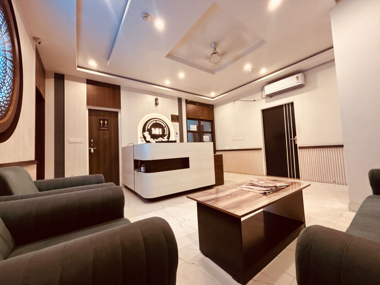 Main gallery