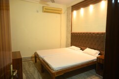 Address of Shri Sai Guest House