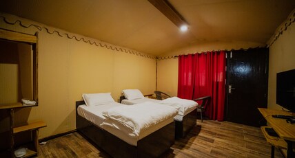 Jungle Gadera Room Type - Luxury Tent Jungle Gadera Room Type - Luxury Tent