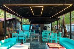 Traverse Luxe Hostel Palolem