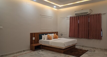 Sanskar Marriage Garden And Hotel Room Type - Sweet Room
