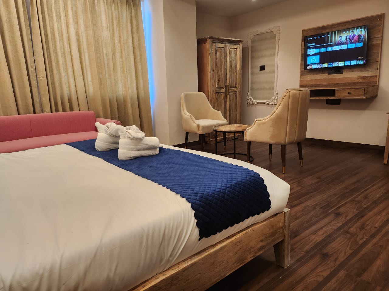 Infinia Stays A Luxury Boutique Hotel - Tap to explore photos