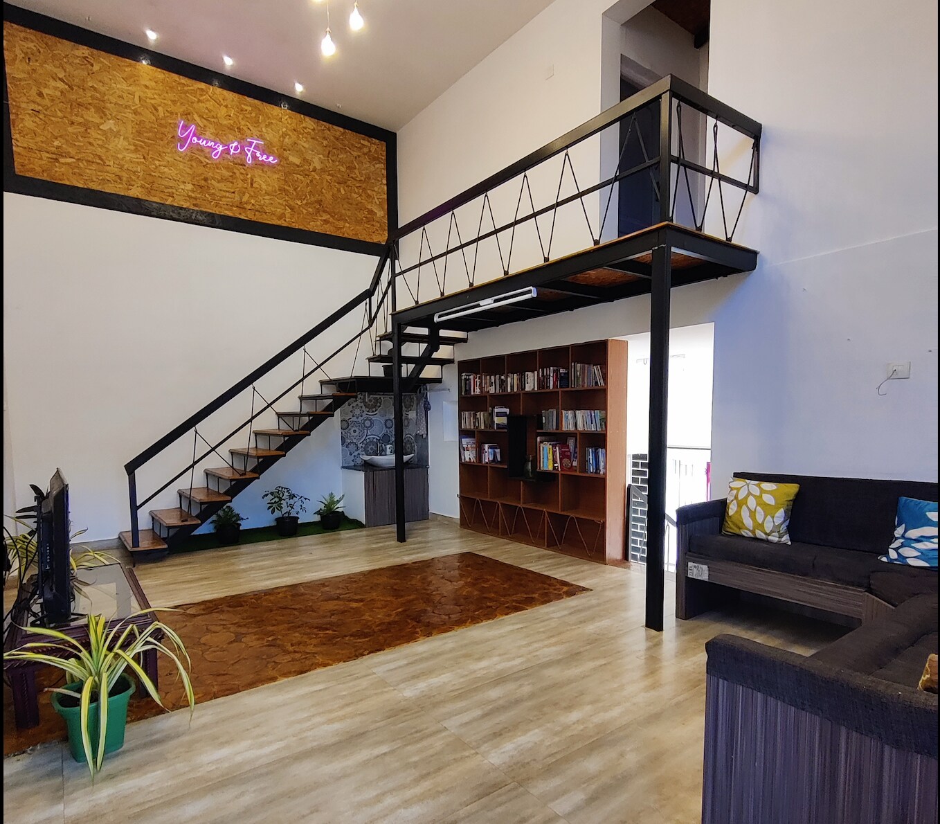 Rendezvous Homestay - Tap to explore photos