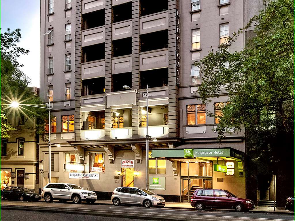 ibis Styles Kingsgate - Tap to explore photos