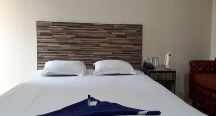 Hotel Tulip Room Type - Non Ac Deluxe Room
