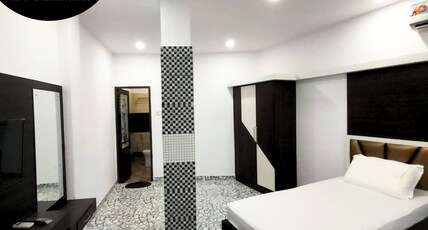 Hotel Grand Room Type - Business Class