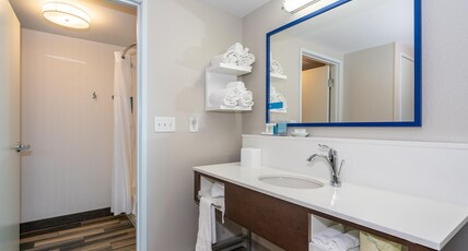 Hampton Inn & Suites Flagstaff Room Type - 2 QUEEN SUITE NONSMOKING