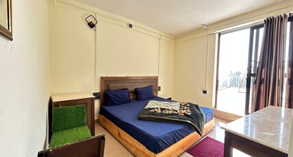 The fall stay saritatal Room Type - Bedroom 8