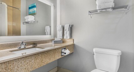 Best Western Plus Fort Worth Forest Hill Inn & Suites Room Type - Accessible - 1 King, Mobility Accessible, Communication Assistance, Bathtub, Whirlpool, Non-Smoking, Best Western Plus Fort Worth Forest Hill Inn & Suites Room Type - Accessible - 1 King, Mobility Accessible, Communication Assistance, Bathtub, Whirlpool, Non-Smoking,