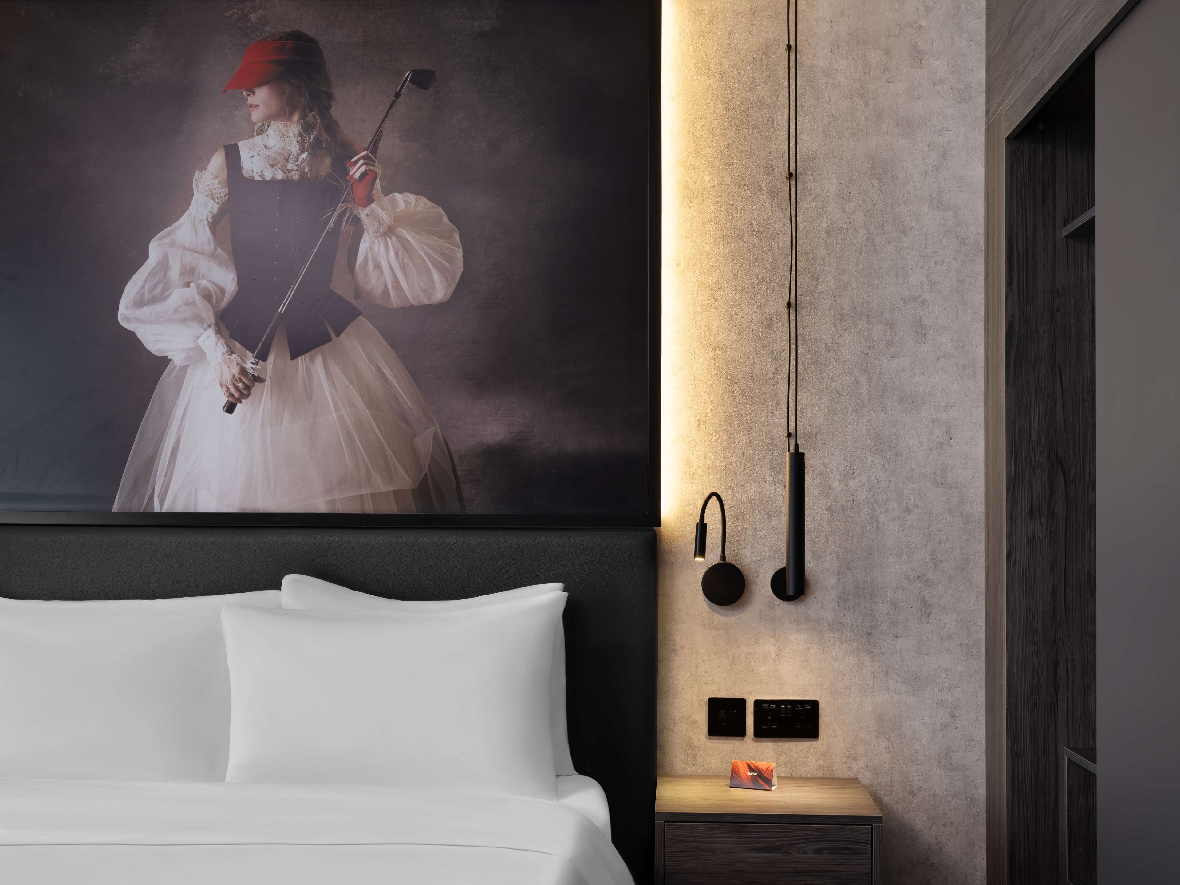 Radisson RED London Gatwick Airport - Tap to explore photos