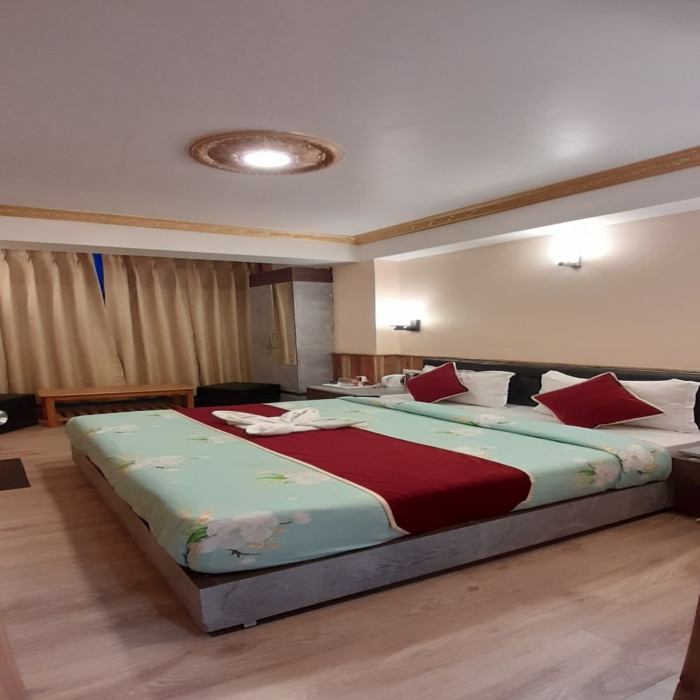 Hotel Mahayana - Tap to explore photos