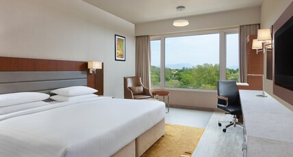 Courtyard by Marriott Madurai Room Type - Guest room, 1 King