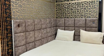 HOTEL UMANG Room Type - SUITE