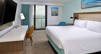 DoubleTree by Hilton Corpus Christi Beachfront Room Type - 1KNG W PREMIUM FULL BAY VW