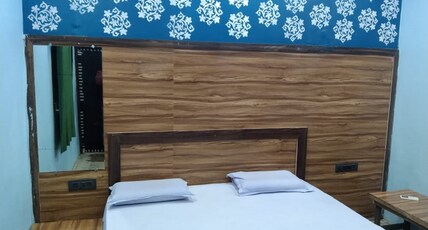 Hotel Classic Banmore Room Type - Executive Room A.C.