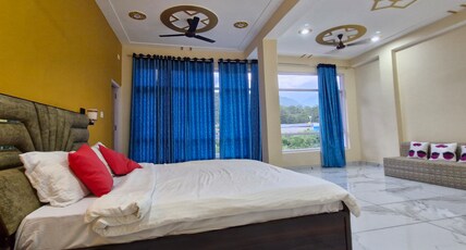 Sajan's Bir Verse Room Type - Ac Family Room