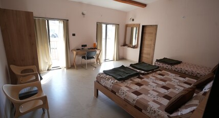 THE OWL'S NEST Room Type - Bedroom 3