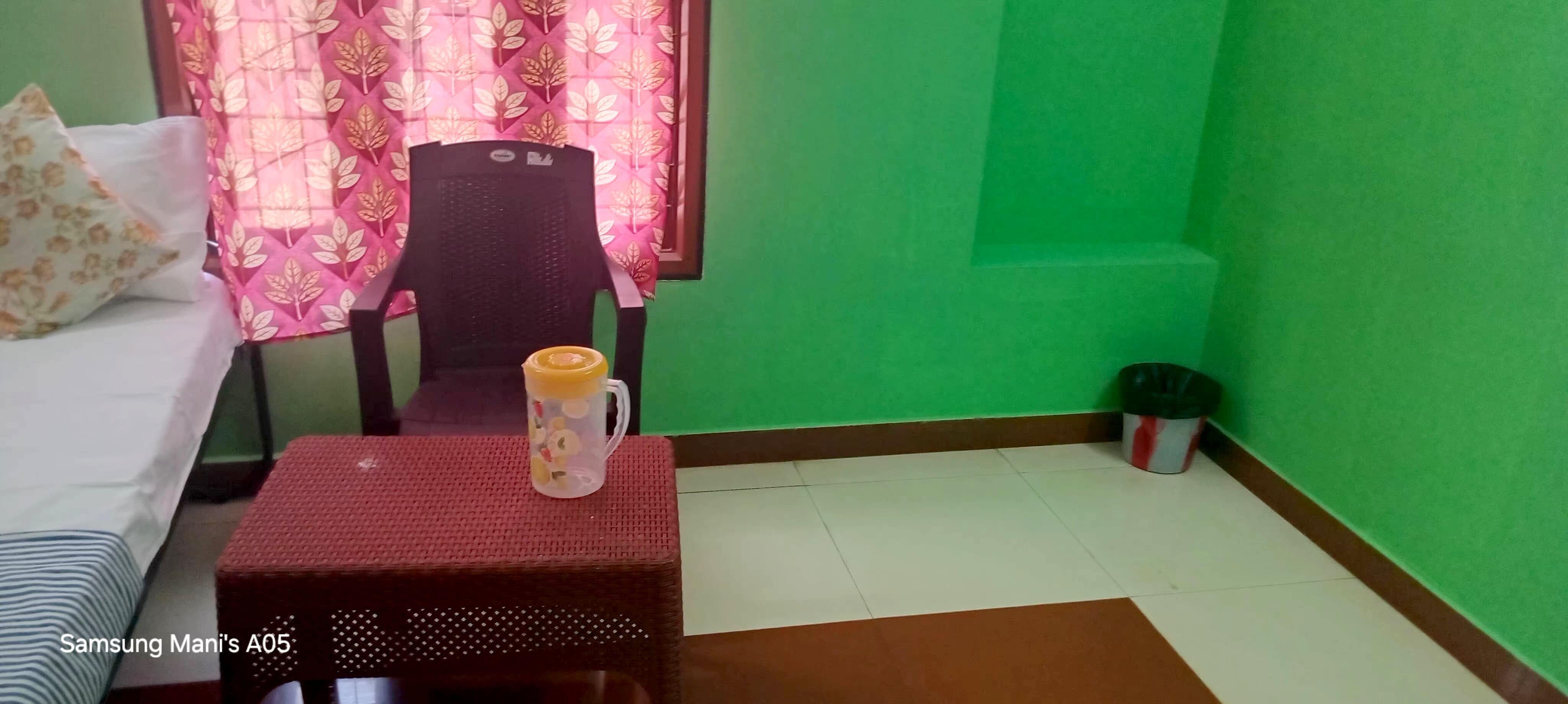 Pandiyan Guest House - Tap to explore photos