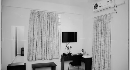 Orange Corner, Near Kempegowda Airport Room Type - Superior Double Room (AC) Orange Corner, Near Kempegowda Airport Room Type - Superior Double Room (AC)