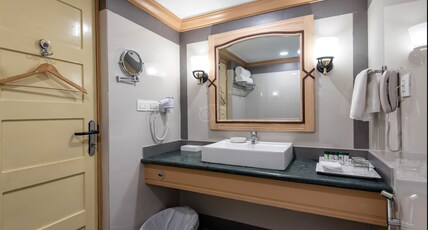 Fortune Resort Sullivan Court, Ooty - Member ITC Hotels' Group Room Type - Fortune Club Mountain View