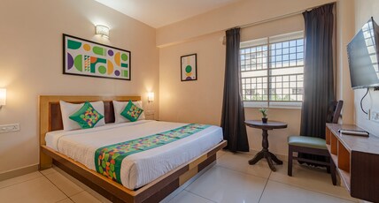 Treebo Akshaya Palace Inn Room Type - Standard Room