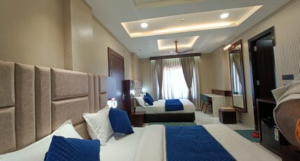 Hotel DevRaj Palace Maheshwar Room Type - SUITE FOUR BED ROOM