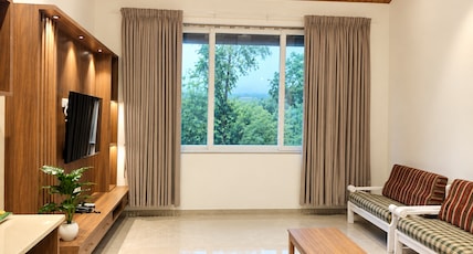 Cloud Green Resort & Spa Room Type - Panorama Crown Suite, Forest View, Jacuzzi Cloud Green Resort & Spa Room Type - Panorama Crown Suite, Forest View, Jacuzzi
