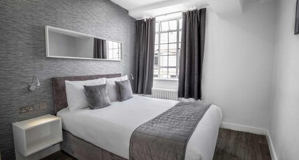 Chelsea Cloisters Serviced Apartments Room Type - Two Bedroom Apartment (Double, Double & sofa bed) Chelsea Cloisters Serviced Apartments Room Type - Two Bedroom Apartment (Double, Double & sofa bed)